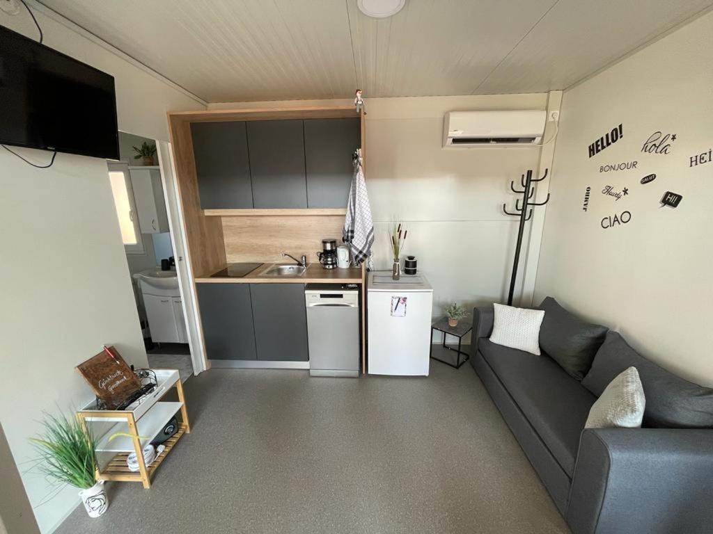 H&S Mobile Home Привлака Екстер'єр фото